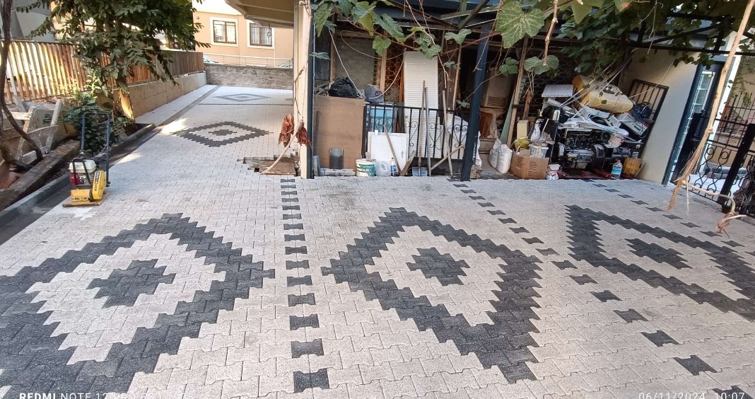 ​Villa ve Bahçe İçi Yürüyüş Yolları